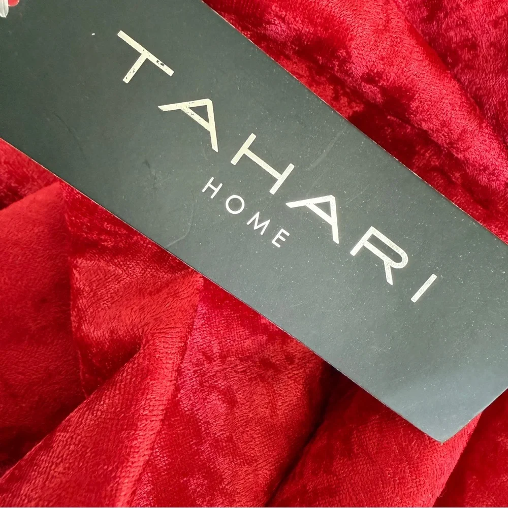 Tahari Red With Gold Sequins Detail  52” Tree Skirt New with Tags